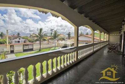 Casa - Assobradada com 4 dormitórios (sendo 4 suite(s)) a 50,00 metros praia.