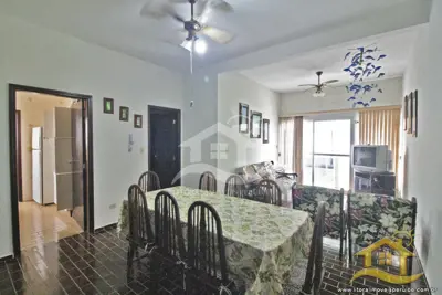 Casa - Assobradada com 4 dormitórios (sendo 4 suite(s)) a 50,00 metros praia.