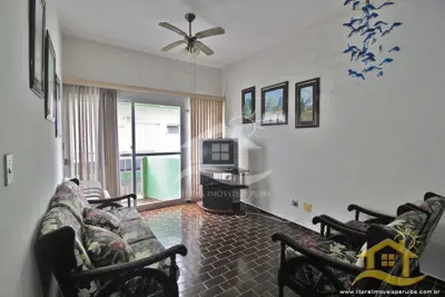 Casa - Assobradada com 4 dormitórios (sendo 4 suite(s)) a 50,00 metros praia.