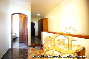 Casa para  no bairro Belmira Novaes, em Peruíbe / São Paulo.