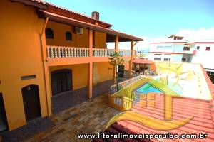 Casa para  no bairro Belmira Novaes, em Peruíbe / São Paulo.