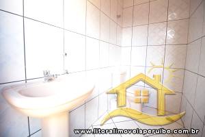 Casa para  no bairro Belmira Novaes, em Peruíbe / São Paulo.