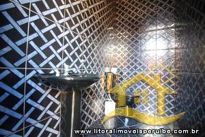 Casa para  no bairro Belmira Novaes, em Peruíbe / São Paulo.