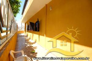 Casa para  no bairro Belmira Novaes, em Peruíbe / São Paulo.