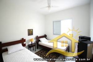 Casa - Térrea com 4 dormitórios (sendo 2 suite(s)) a 200,00 metros praia.