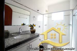 Casa - Térrea com 4 dormitórios (sendo 2 suite(s)) a 200,00 metros praia.