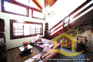 Casa para  no bairro Centro, em Peruíbe / SP.