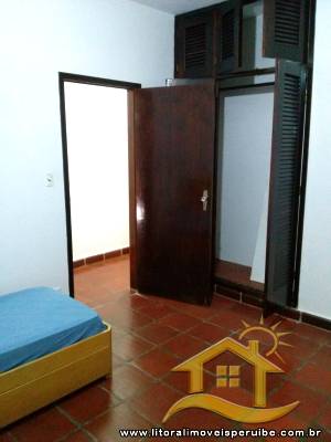 Casa para  no bairro Ribamar, em Peruíbe / São Paulo.