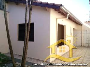 Casa para  no bairro Ribamar, em Peruíbe / São Paulo.