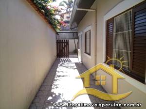 Casa para  no bairro Ribamar, em Peruíbe / São Paulo.
