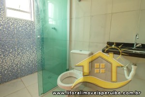 Casa - Assobradada com 2 dormitórios (sendo 2 suite(s)) a 600,00 metros praia.