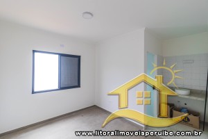 Casa - Sobreposta / baixo com 3 dormitórios (sendo 1 suite(s)) a 500,00 metros praia.