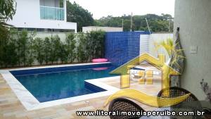 Casa para  no bairro Residencial Três Marias, em Peruíbe / São Paulo.