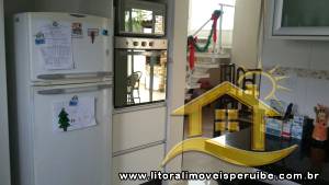 Casa para  no bairro Residencial Três Marias, em Peruíbe / São Paulo.