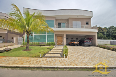 Casa para venda no bairro 50, em Peruíbe / SP.
