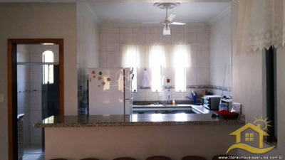 Casa para  no bairro Aldeia da Juréia, em Peruíbe / .