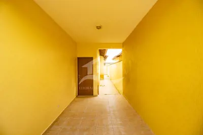Casa - Térrea com 2 quartos (sendo 1 suite(s)) a 1500,00 metros praia.