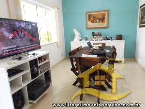 Casa - Térrea com 3 dormitórios (sendo 1 suite(s)) a 0,00 metros praia.