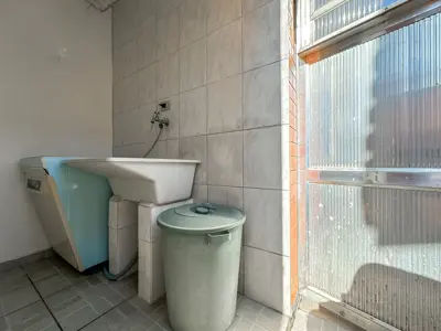 Casa - Sobrado com 4 quartos (sendo 1 suite(s)) a 0,00 metros praia.