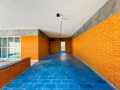 Casa - Sobrado com 4 quartos (sendo 1 suite(s)) a 0,00 metros praia.