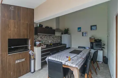 Casa para venda no bairro 137, em Peruíbe / SP.