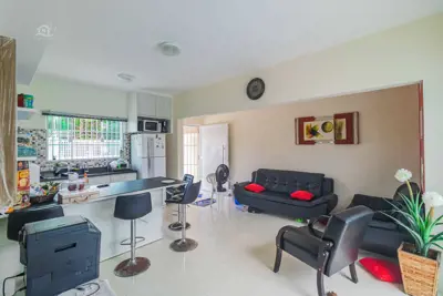 Casa para venda no bairro 137, em Peruíbe / SP.