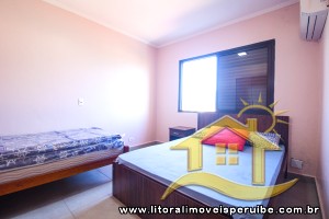 Apartamento - Amplo com 3 dormitórios (sendo 3 suite(s)) a 300,00 metros praia.