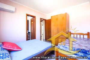 Apartamento - Amplo com 3 dormitórios (sendo 3 suite(s)) a 300,00 metros praia.
