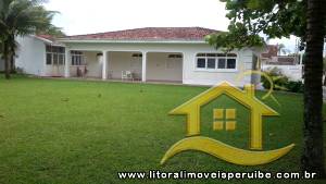 Casa - Térrea com 4 dormitórios (sendo 2 suite(s)) a 0,00 metros praia.