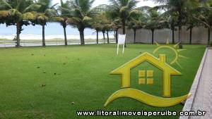 Casa - Térrea com 4 dormitórios (sendo 2 suite(s)) a 0,00 metros praia.