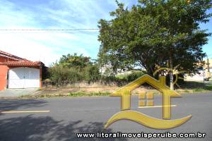 Terreno - Limpo com 0 dormitórios (sendo 0 suite(s)) a 800,00 metros praia.
