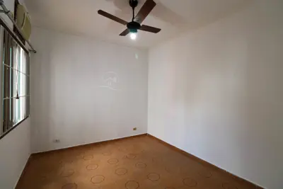 Casa - Térrea com 3 quartos (sendo 1 suite(s)) a 800,00 metros praia.