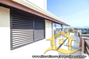 Apartamento - Amplo com 3 dormitórios (sendo 3 suite(s)) a 300,00 metros praia.