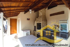 Apartamento - Amplo com 3 dormitórios (sendo 3 suite(s)) a 300,00 metros praia.