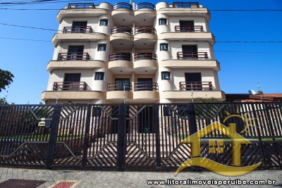Apartamento - Amplo com 3 dormitórios (sendo 3 suite(s)) a 300,00 metros praia.