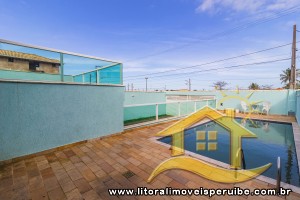 Casa - Sobrado com 5 dormitórios (sendo 4 suite(s)) a 0,00 metros praia.