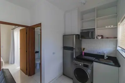 Apartamento - Térreo com 1 quartos (sendo 0 suite(s)) a 1600,00 metros praia.