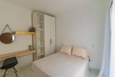 Apartamento - Térreo com 1 quartos (sendo 0 suite(s)) a 1600,00 metros praia.