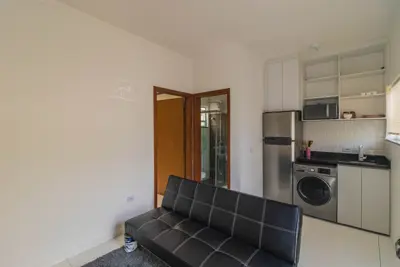 Apartamento - Térreo com 1 quartos (sendo 0 suite(s)) a 1600,00 metros praia.