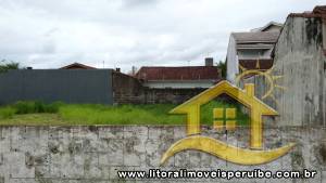 Terreno para  no bairro Jardim Imperador, em Peruíbe / São Paulo.
