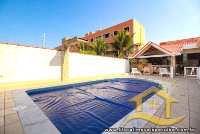 Casa - Térrea com 6 quartos (sendo 6 suite(s)) a 500,00 metros praia.