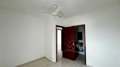 Apartamento - Alto com 3 quartos (sendo 1 suite(s)) a 1300,00 metros praia.