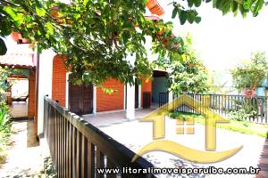 Casa - Térrea com 6 dormitórios (sendo 4 suite(s)) a 0,00 metros praia.