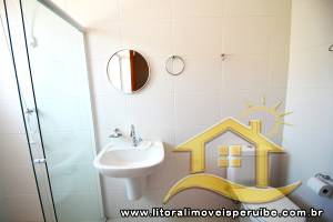 Casa - Térrea com 6 dormitórios (sendo 4 suite(s)) a 0,00 metros praia.