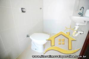 Casa - Térrea com 6 dormitórios (sendo 4 suite(s)) a 0,00 metros praia.