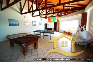 Casa - Térrea com 6 dormitórios (sendo 4 suite(s)) a 0,00 metros praia.