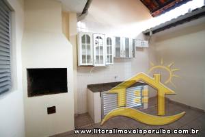 Casa - Térrea com 2 quartos (sendo 0 suite(s)) a 600,00 metros praia.