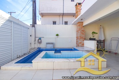 Casa para  no bairro Casablanca, em Peruíbe / São Paulo.