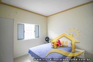 Casa para  no bairro Casablanca, em Peruíbe / São Paulo.