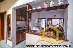 Casa para  no bairro São José, em Peruíbe / São Paulo.